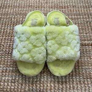 UGG Fluff Yeah Slide